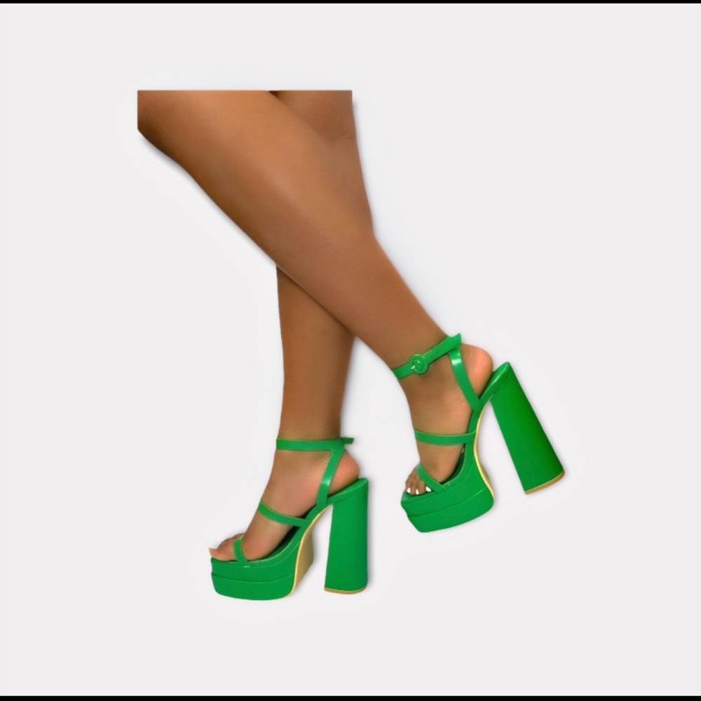 Vibrant Green strappy platform heel